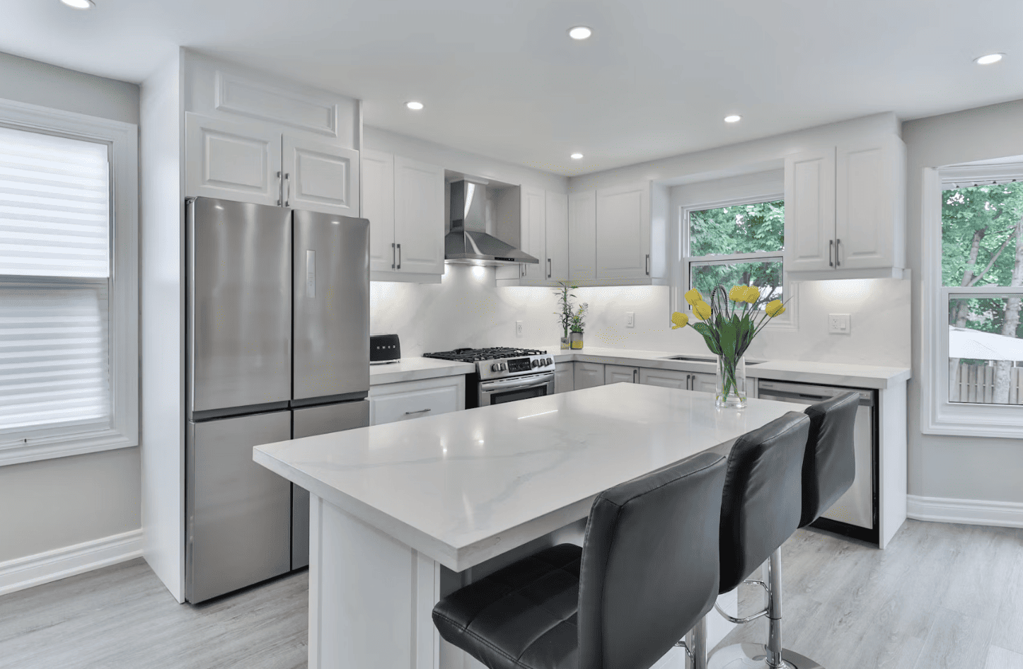 Discovery Ridge homes for sale in southwest Calgary