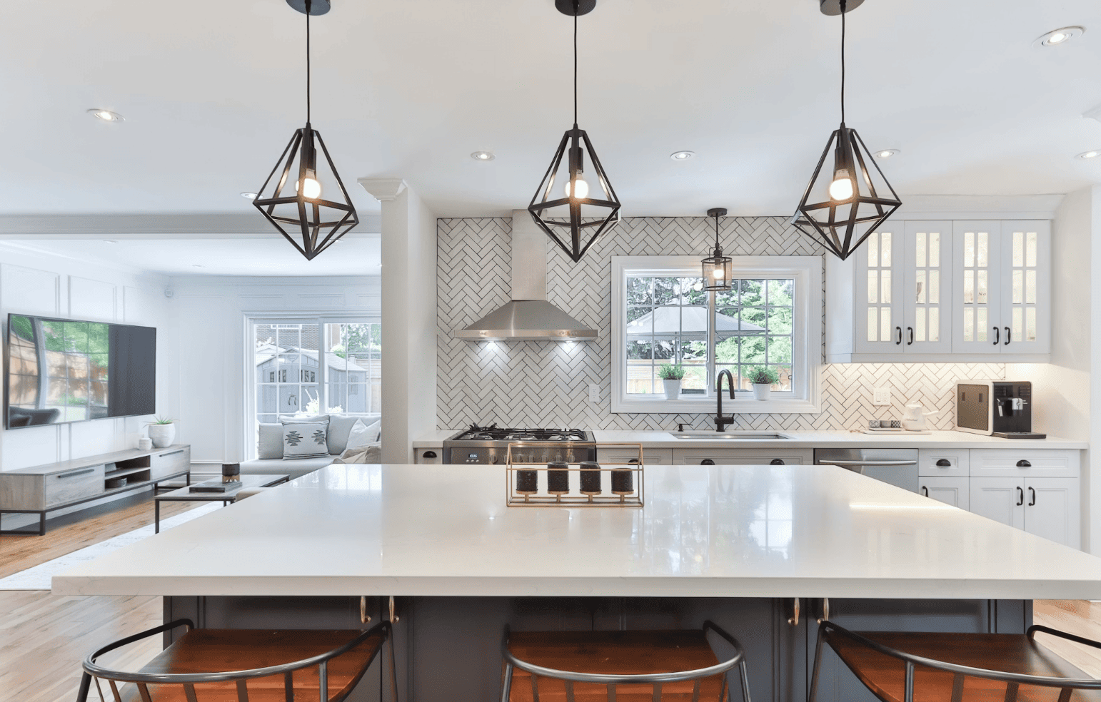 Just listed homes and condos in Southwest Calgary