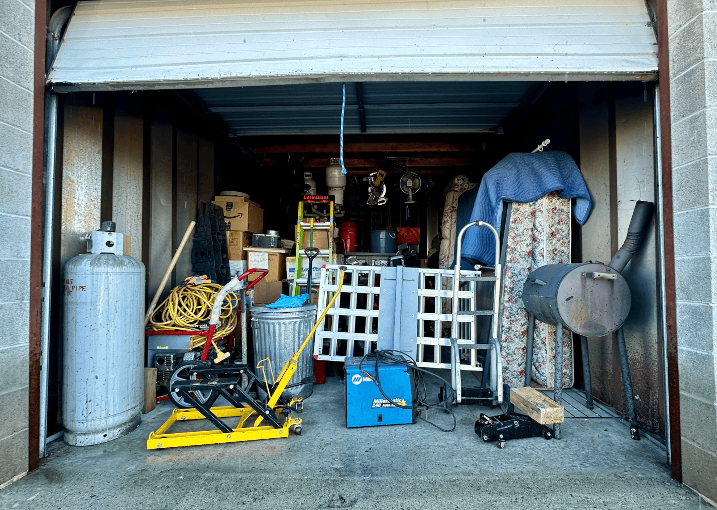 Double car garage homes for sale in Northwest Calgary