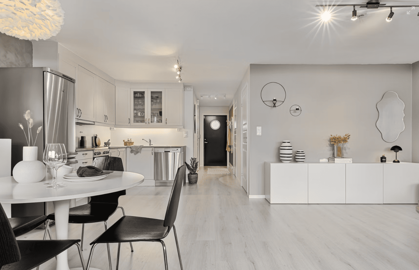 Condos for sale in NW Calgary and Northwest Calgary condo apartments